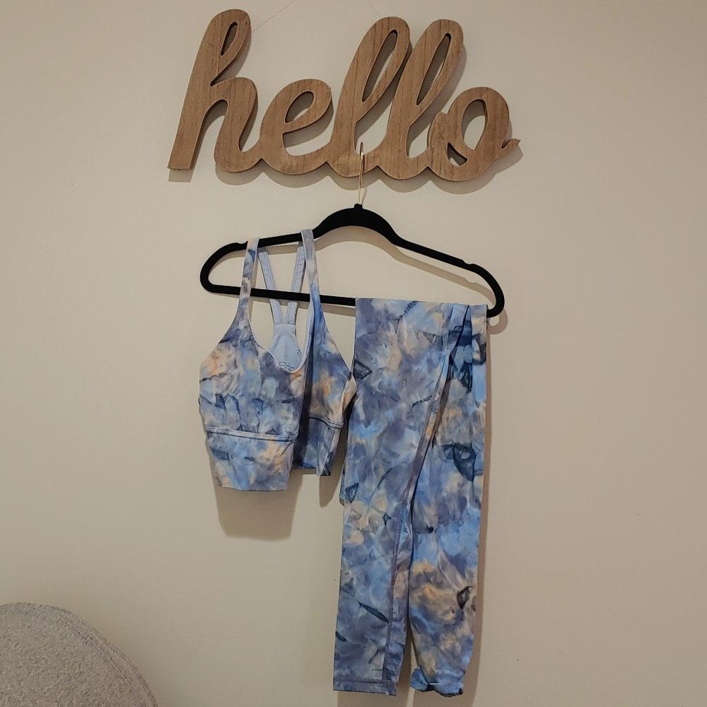 DYI Define Your Inspiration Sports Bra & Leggings (S)